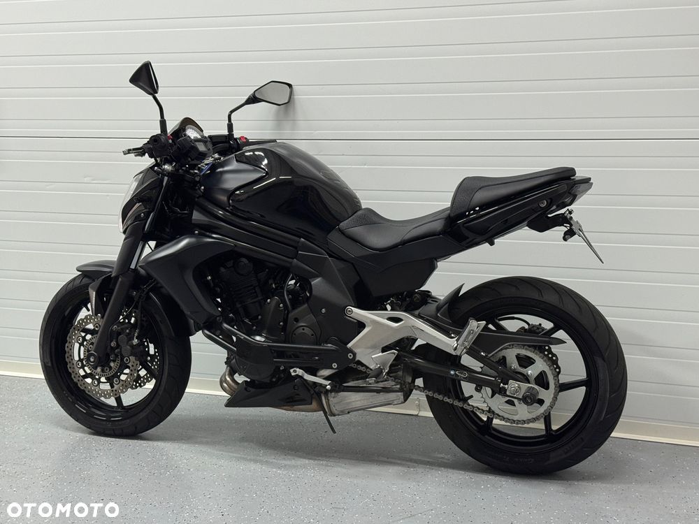Kawasaki ER - 19