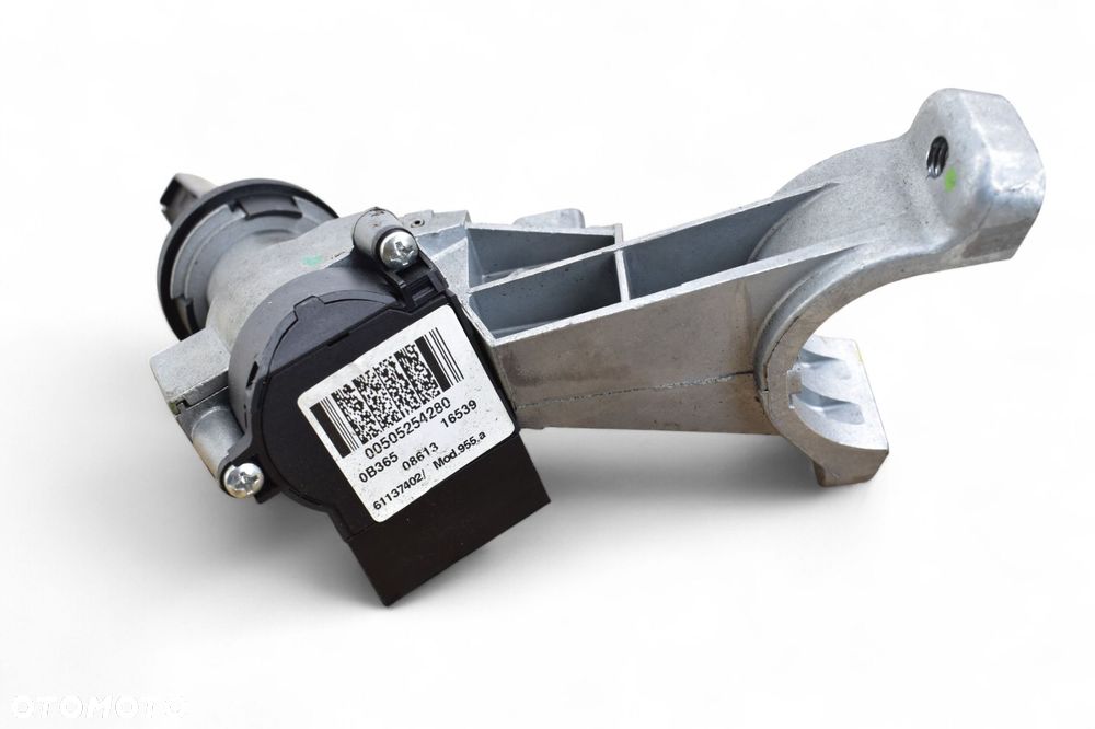 Stacyjka Kluczyk IVECO DAILY 01252800 - 3