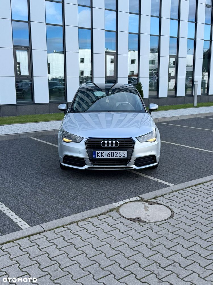 Audi A1 Sportback 1.6 TDI Ambition S tronic - 1