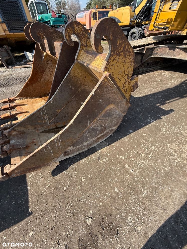 Caterpillar 321 D - 12