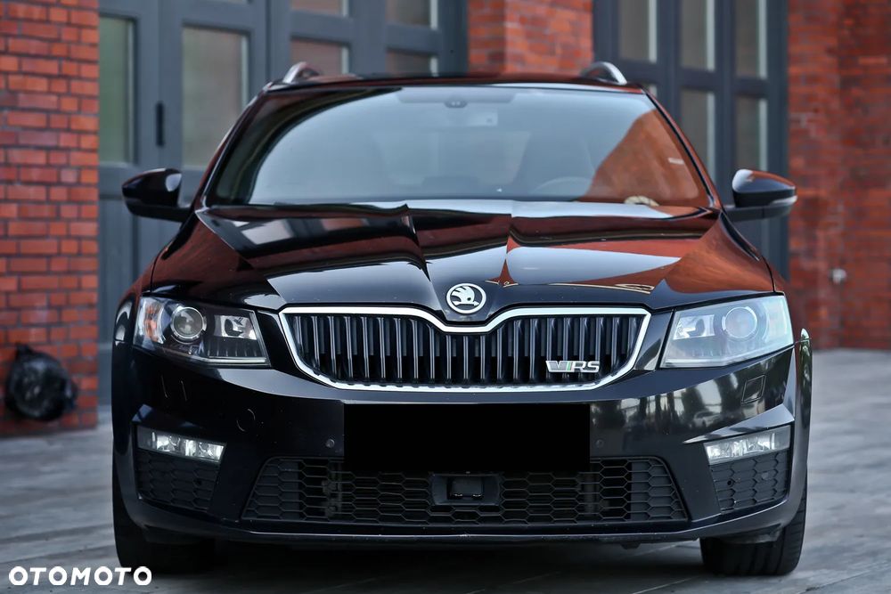 Skoda Octavia 2.0 TDI DSG RS - 6