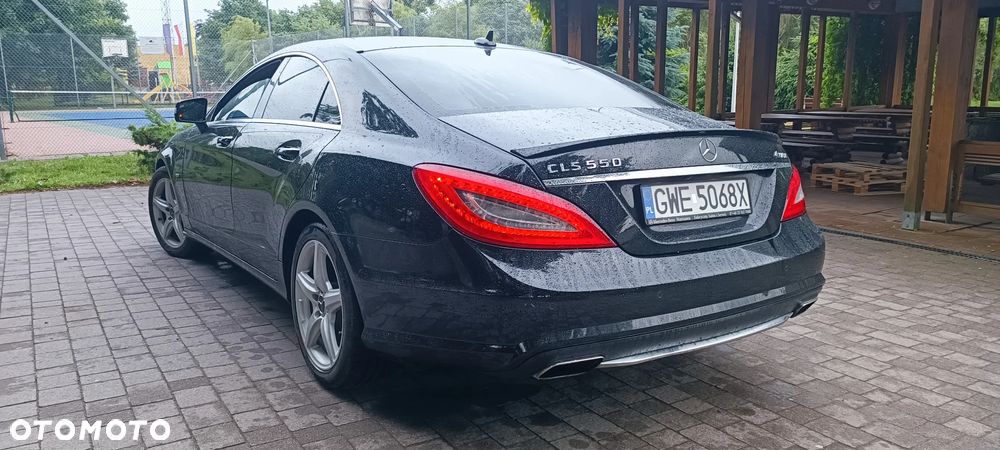 Mercedes-Benz CLS 500 4-Matic BlueEff - 2