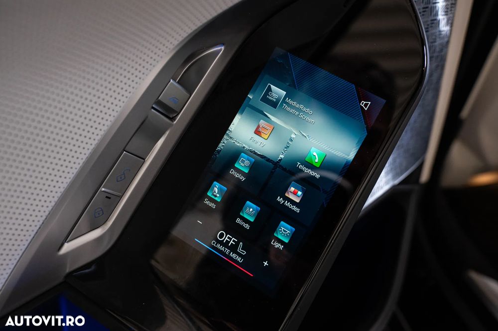 BMW Seria 7 750e xDrive AT PHEV - 30