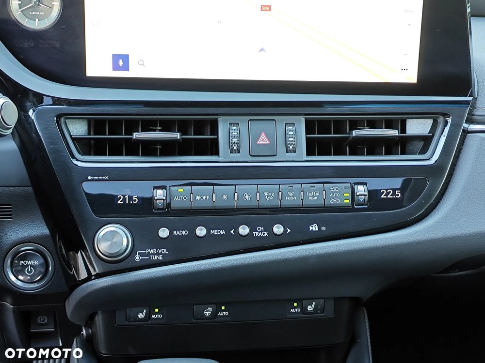 Lexus ES 300h Business Edition - 22