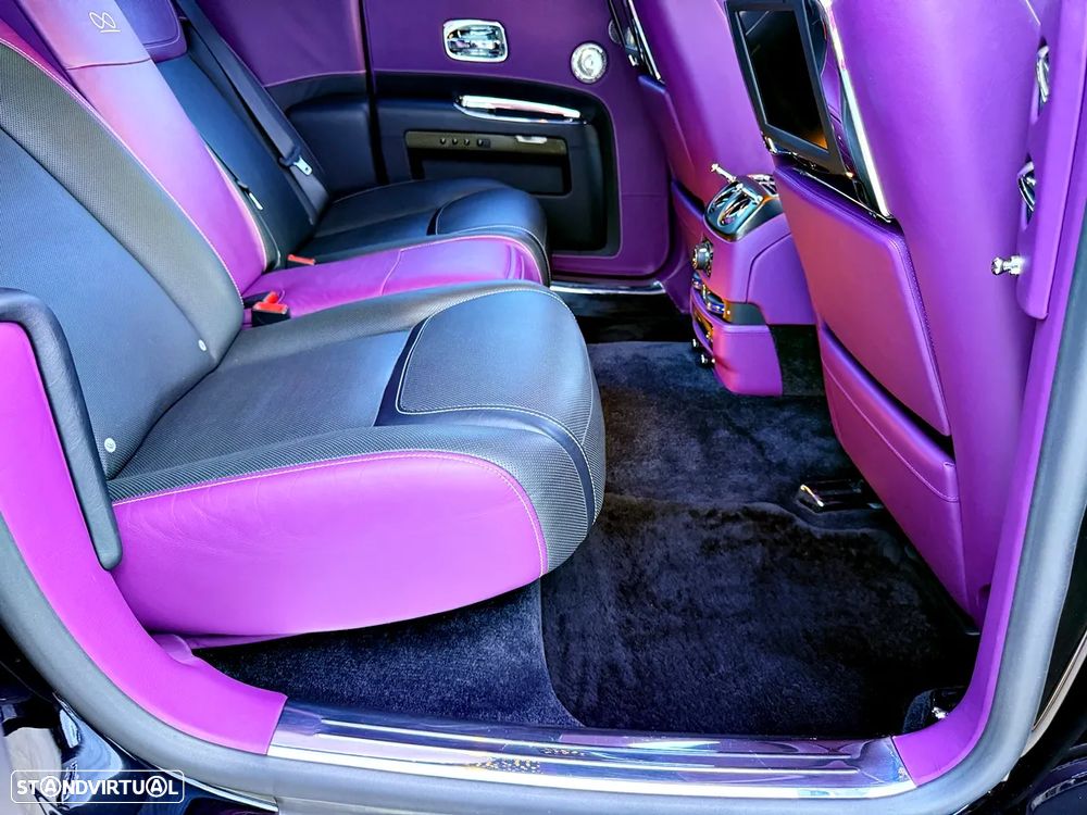 Rolls Royce Ghost Black Badge - 34