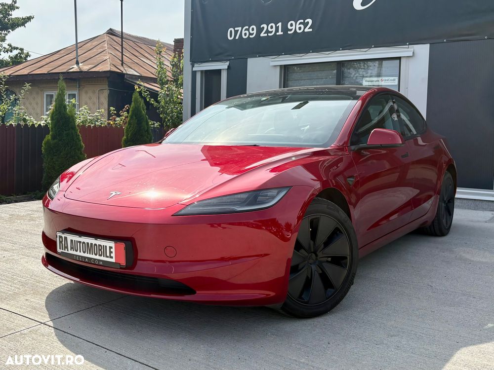Tesla Model 3 2025 photo 2