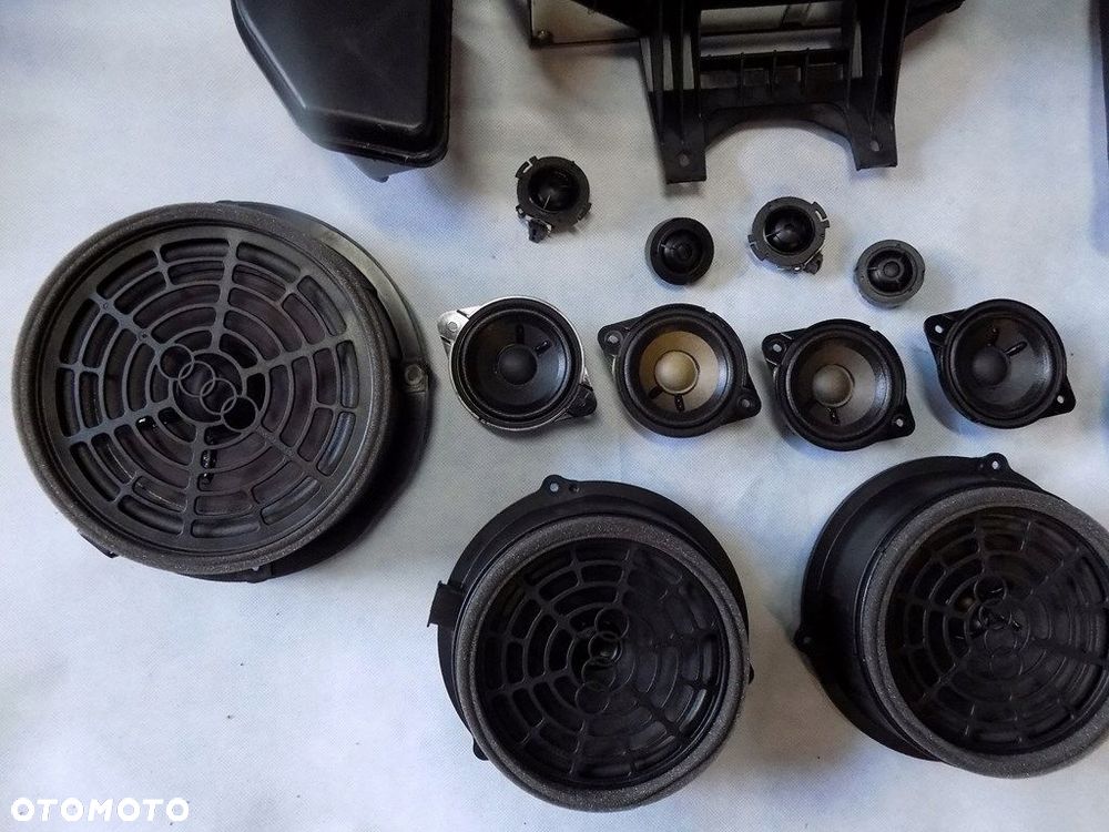 DW AUDI A5 NAGŁOŚNIENIE BANGOLUFSEN 8T1035223 - 2