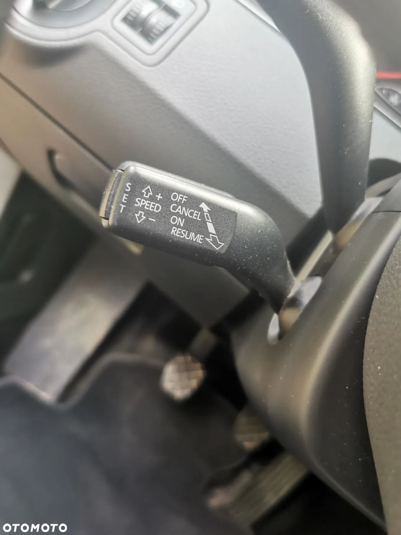 Volkswagen Passat 2.0 TDI Comfortline - 14