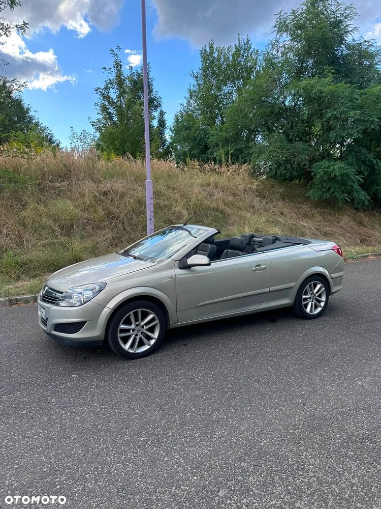 Opel Astra 1.8 Cosmo - 1