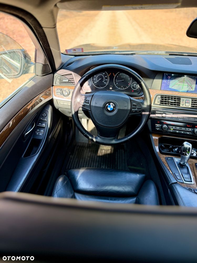 BMW Seria 5 535i xDrive Sport-Aut - 8