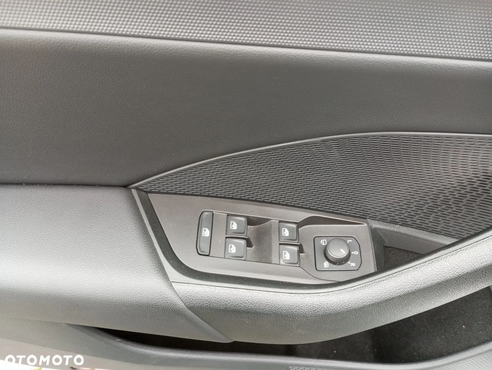 Skoda Octavia Combi 2.0 TDI DSG Exclusive Plus - 11