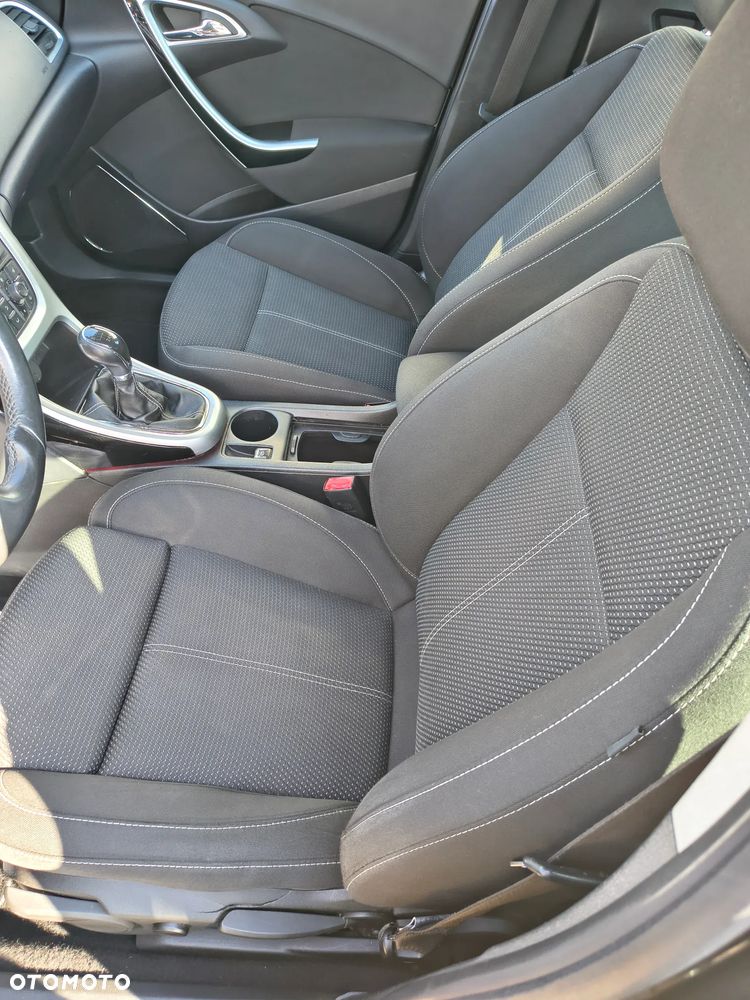 Opel Astra 1.4 T Cosmo - 5