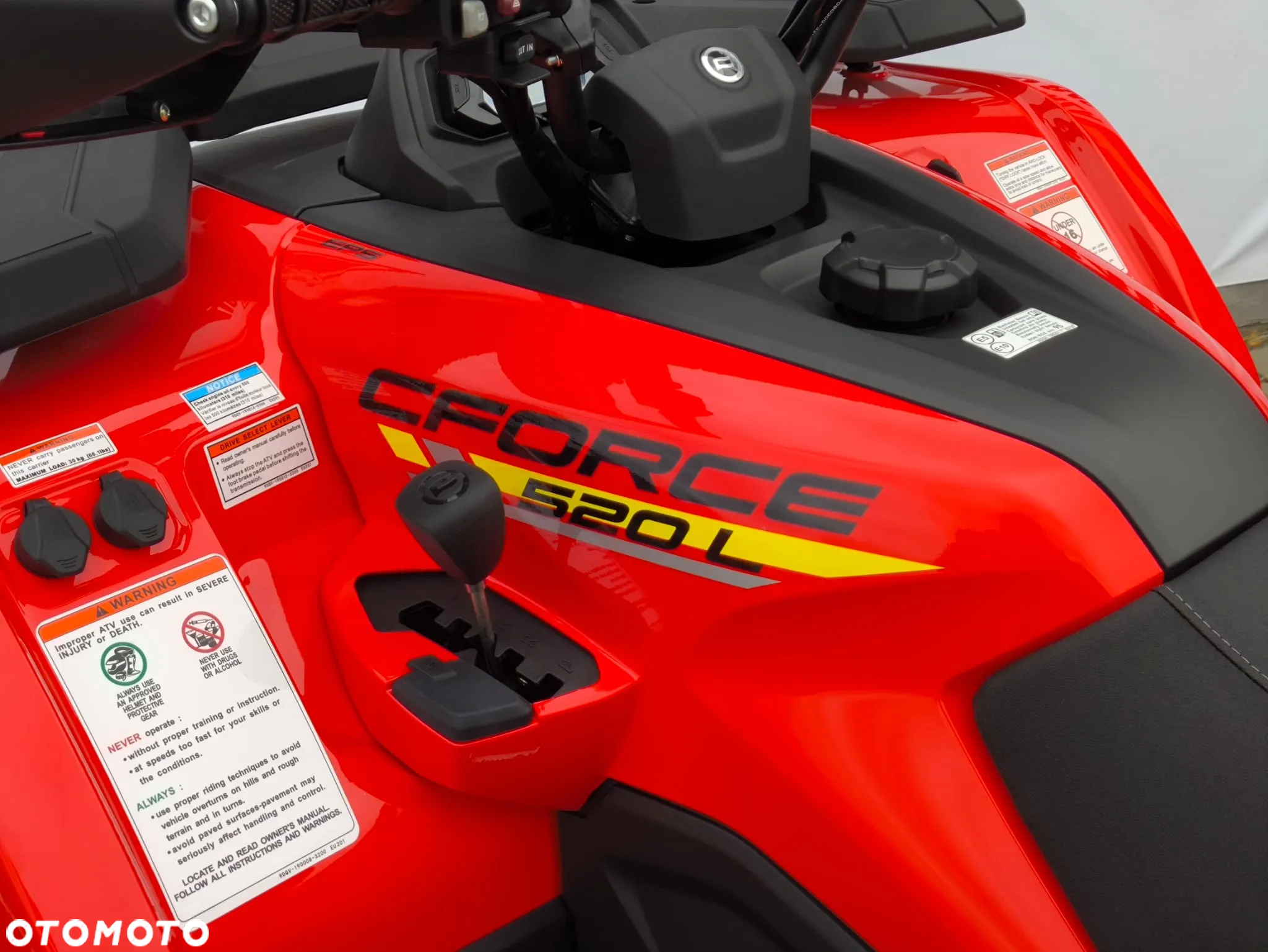 CFMoto CForce - 8