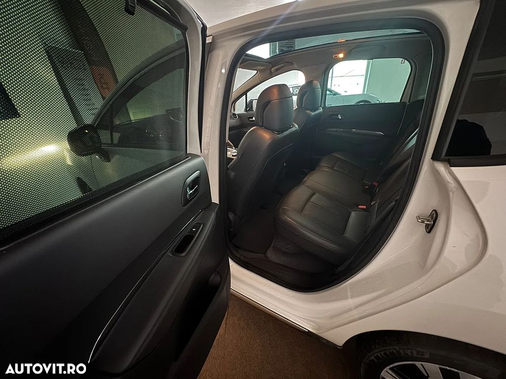 Peugeot 3008 Hybrid4 88g - 17