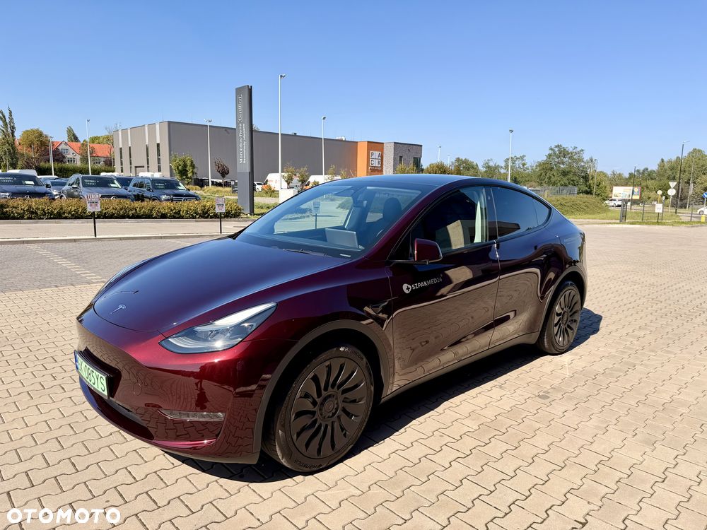 Tesla Model Y Long Range AWD - 5