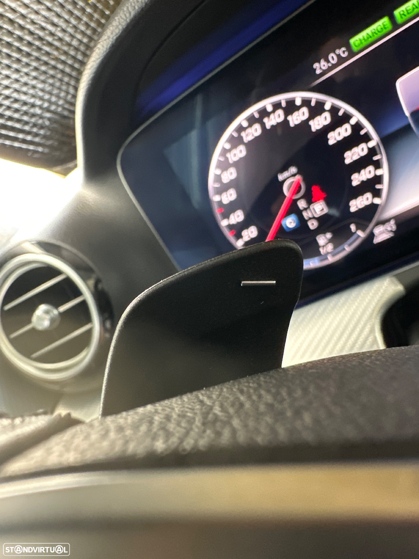 Mercedes-Benz E 300 de Avantgarde - 23