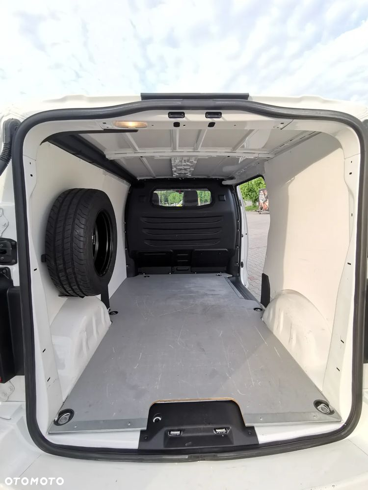 Peugeot Expert L2H1 FlexCab Grip - 11