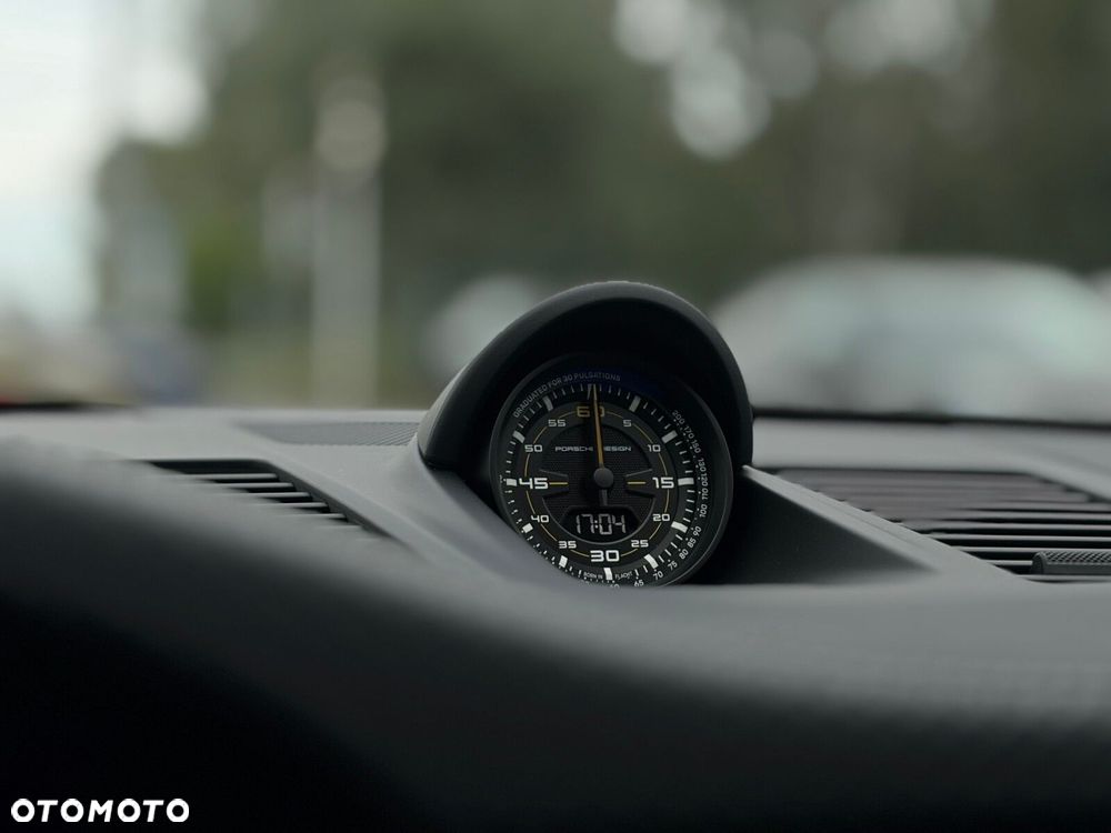Porsche 911 - 25