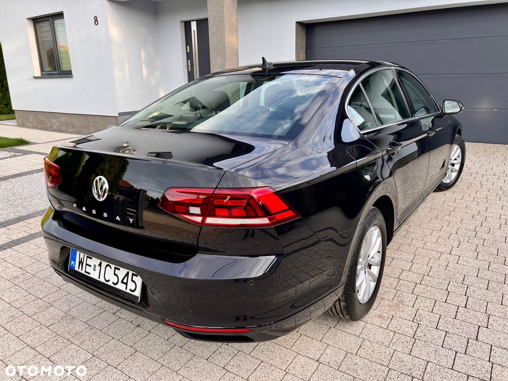 Volkswagen Passat 2.0 TDI EVO Business - 32