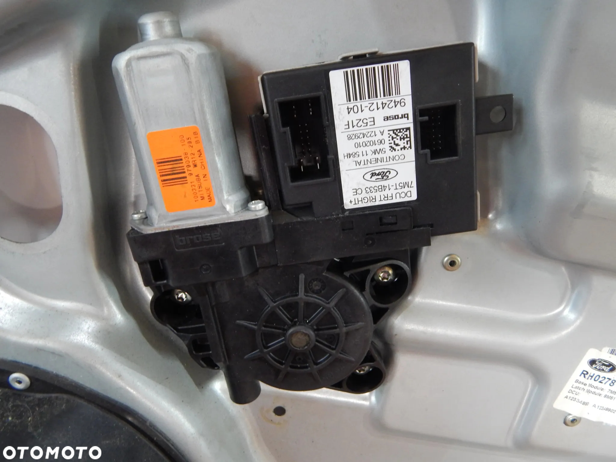 podnośnik mechanizm szyby przód Ford KUGA Mk1 08-13 Łuków części - 3