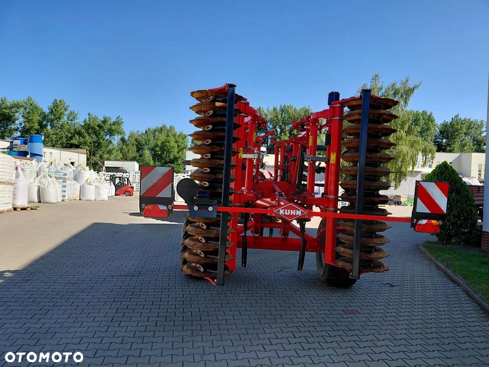 Kuhn Performer 4000 - 12