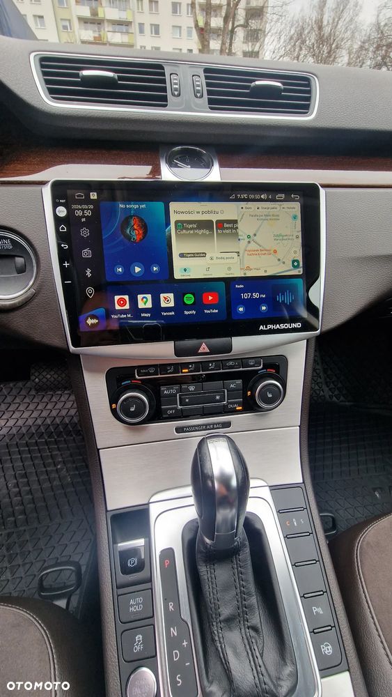 Volkswagen Passat 2.0 TSI Highline DSG - 2