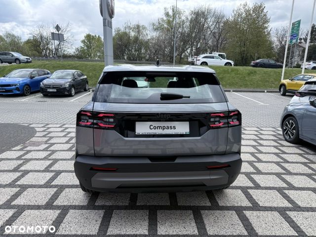 Jeep Compass 1.2 T3 mHEV Altitude FWD DCT - 3