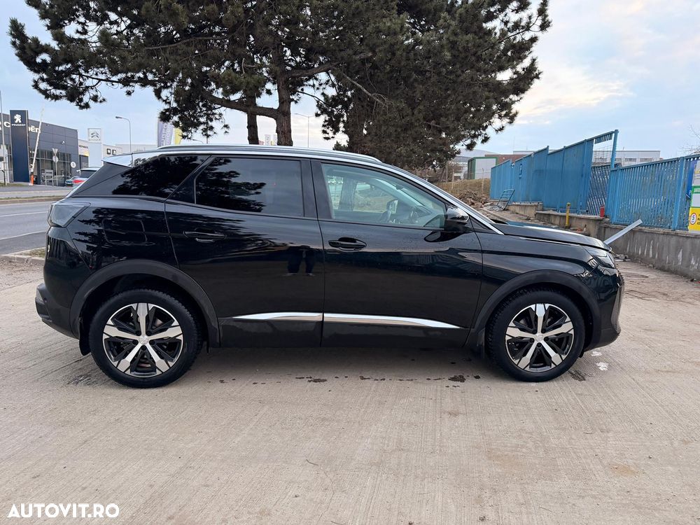Peugeot 3008 1.2 PureTech Turbo S&S EAT8 Allure - 5