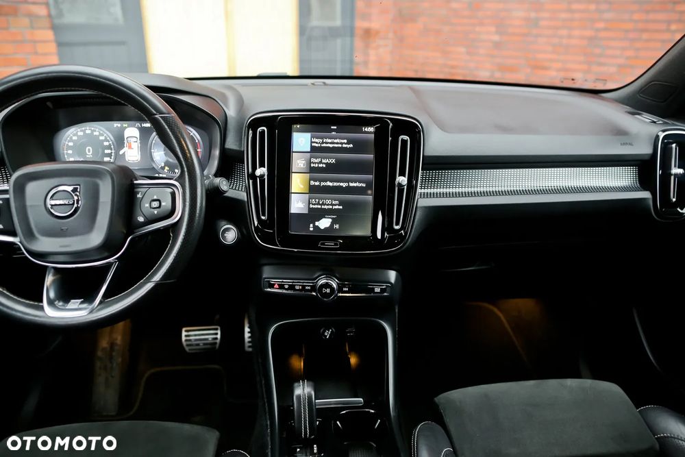 Volvo XC 40 D3 Geartronic R-Design - 21