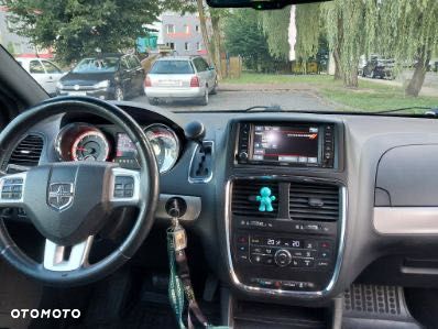 Dodge Grand Caravan - 4