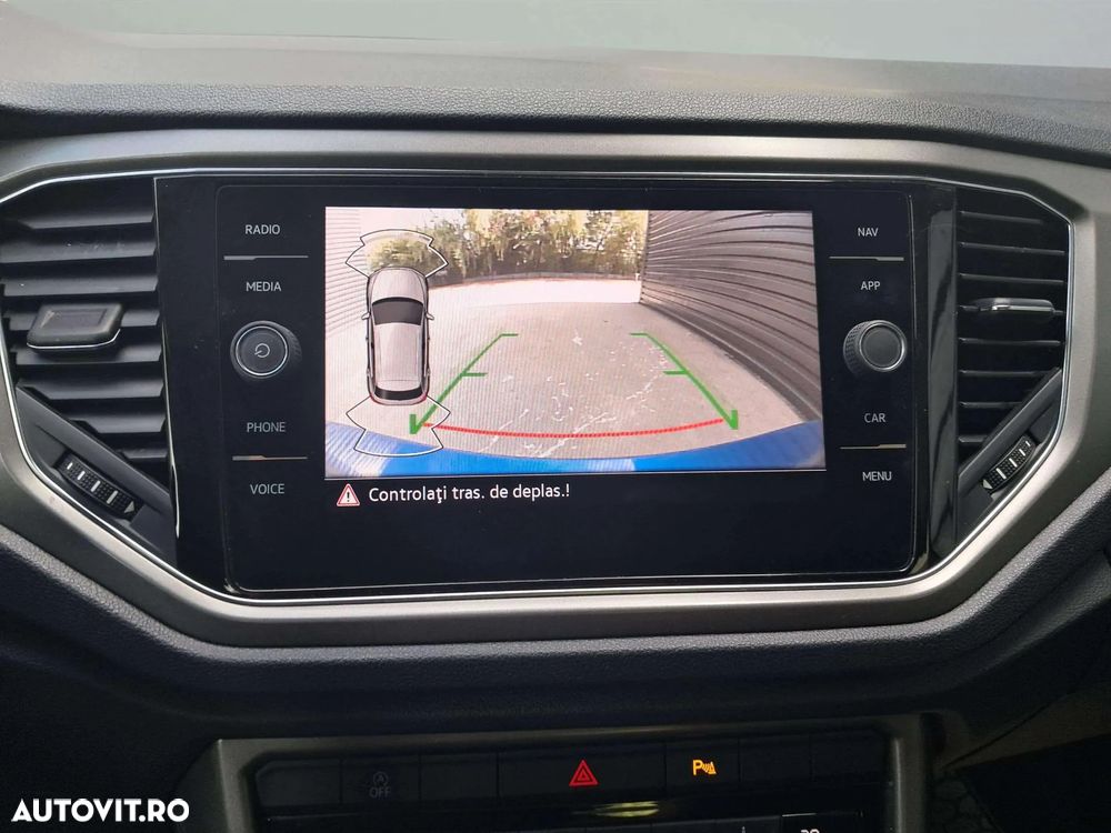 Volkswagen T-Roc 2.0 TDI 4Mot DSG Design - 8