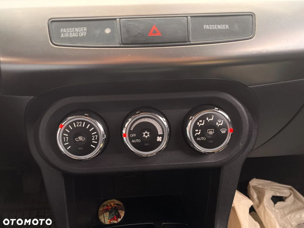 Mitsubishi Lancer 1.6 Invite - 18