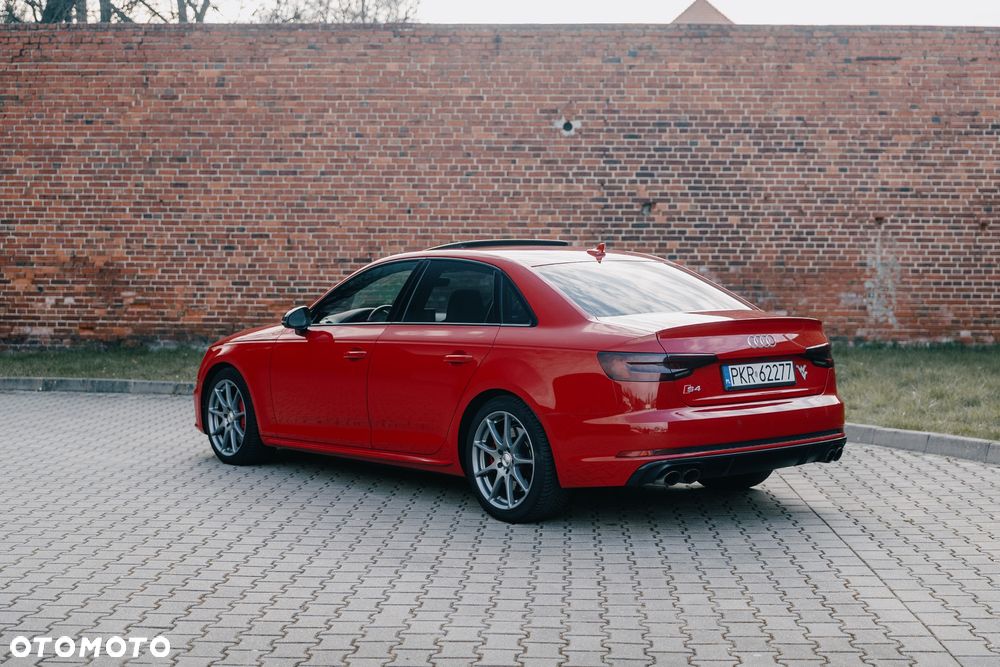 Audi S4 Limousine - 5