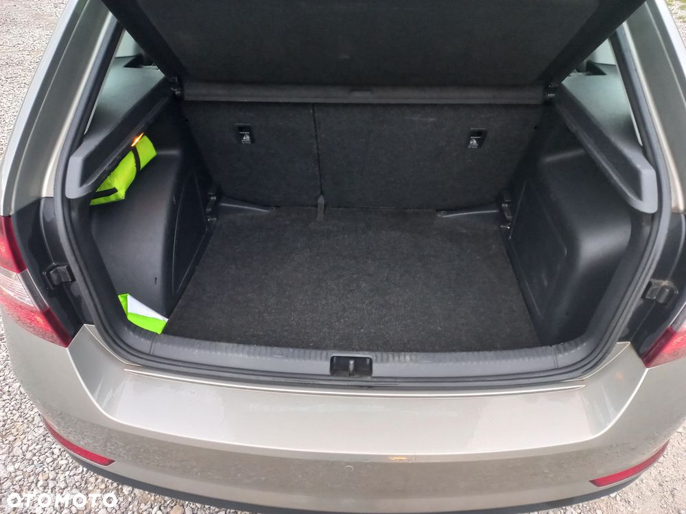 Skoda RAPID 1.0 TSI Active - 7
