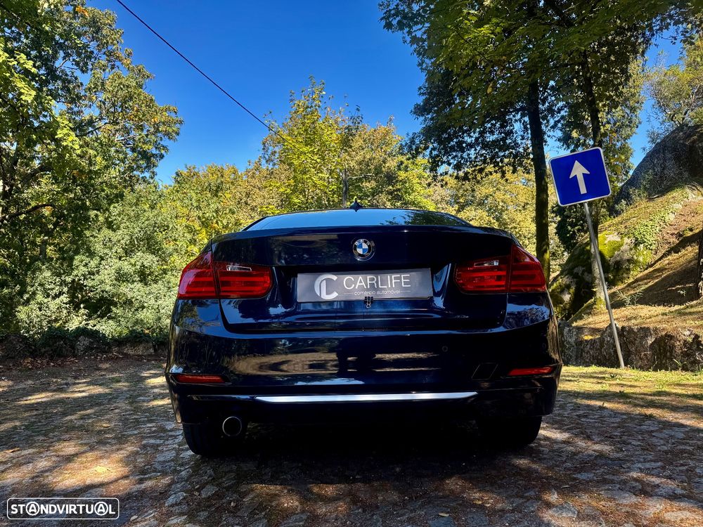 BMW 318 d Line Luxury - 7