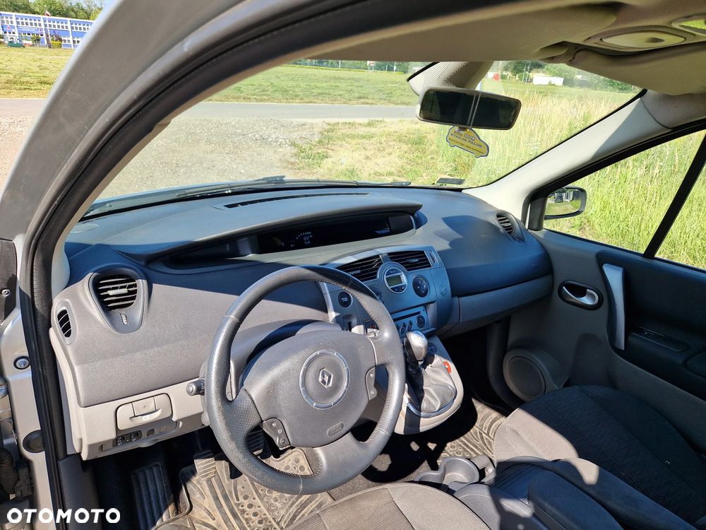 Renault Scenic dCi 130 FAP Expression - 13