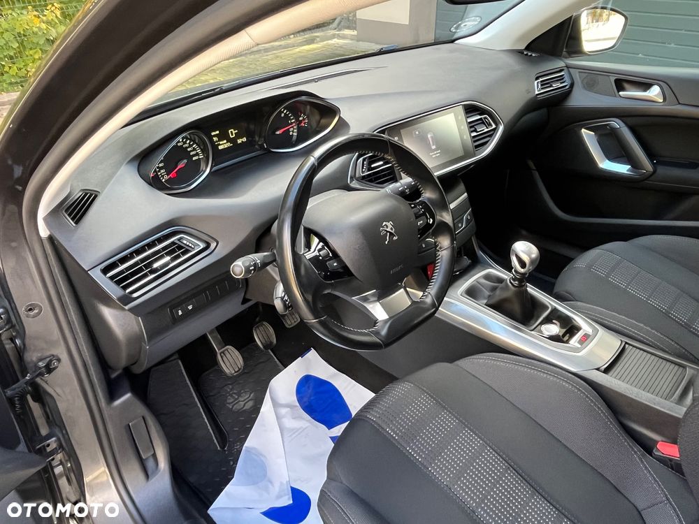 Peugeot 308 - 9