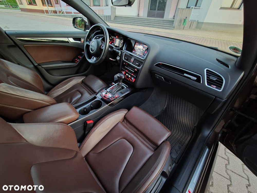 Audi A4 Avant 2.0 TDI DPF clean diesel quattro S tronic S line Sportpaket - 20