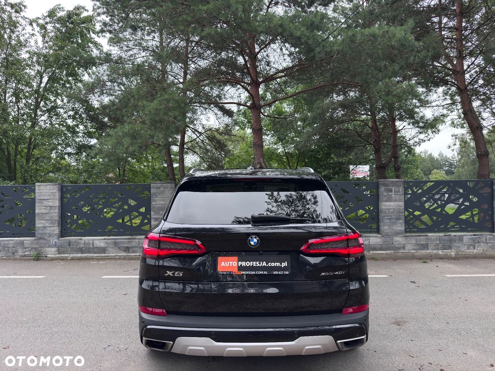 BMW X5 xDrive40i - 32