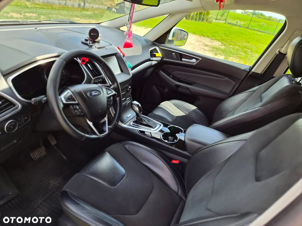 Ford S-Max 2.0 EcoBlue Titanium - 17