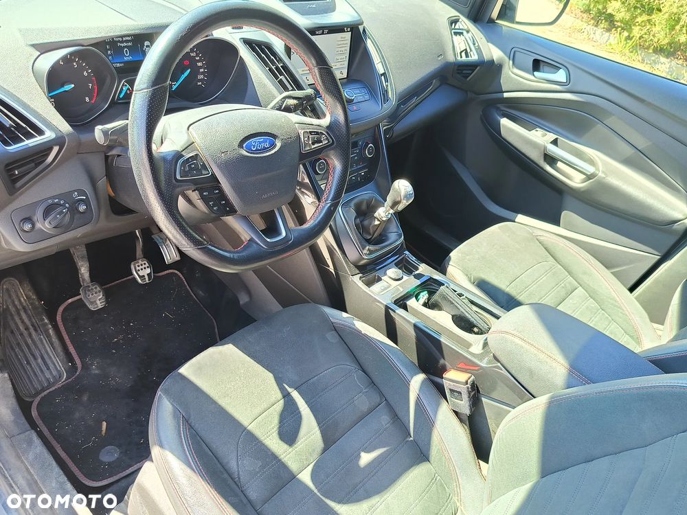 Ford Kuga 1.5 EcoBoost FWD ST-Line ASS MMT6 - 11