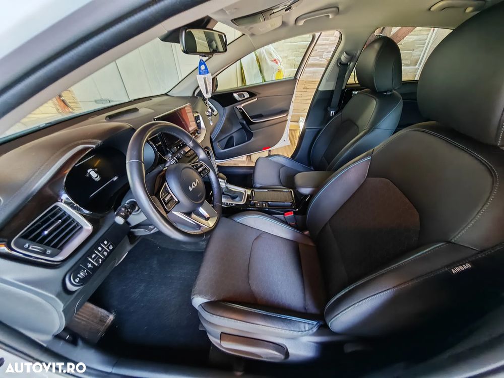 Kia XCeed - 10