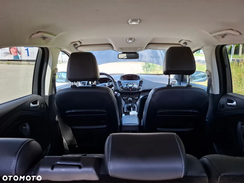 Ford Kuga 2.0 TDCi 4x4 Titanium - 12