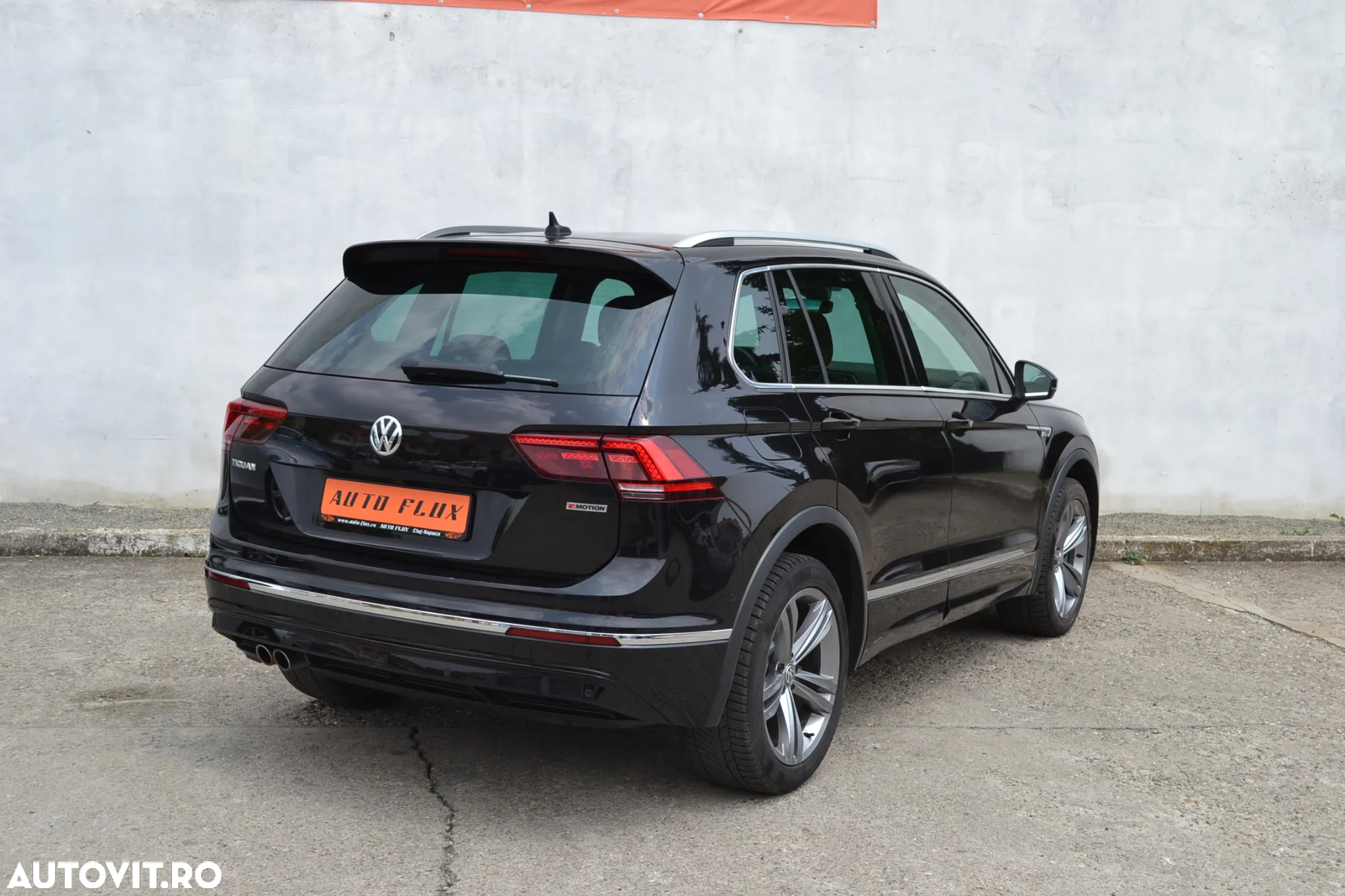 Volkswagen Tiguan 2.0 TDI 4Mot DSG Highline - 6