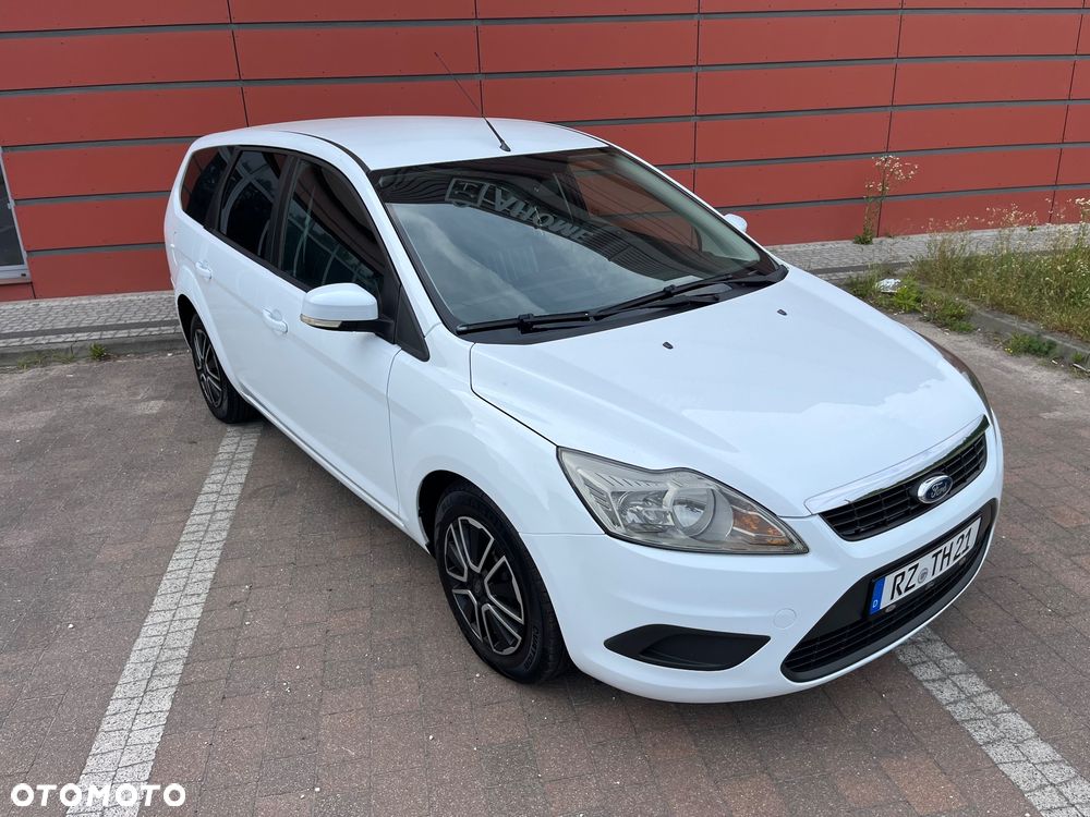 Ford Focus 1.6 16V Style - 9