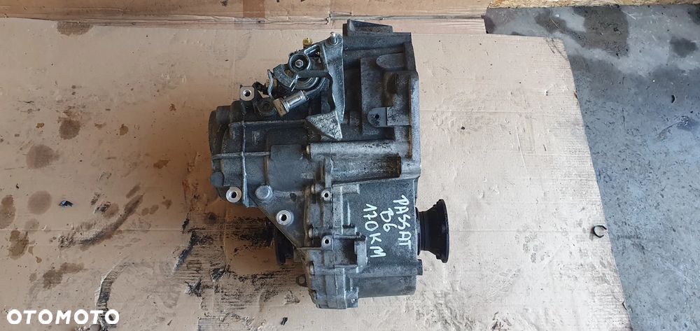 Skrzynia biegów manual manualna VW Passat B6 2.0 TDI HVS - 1
