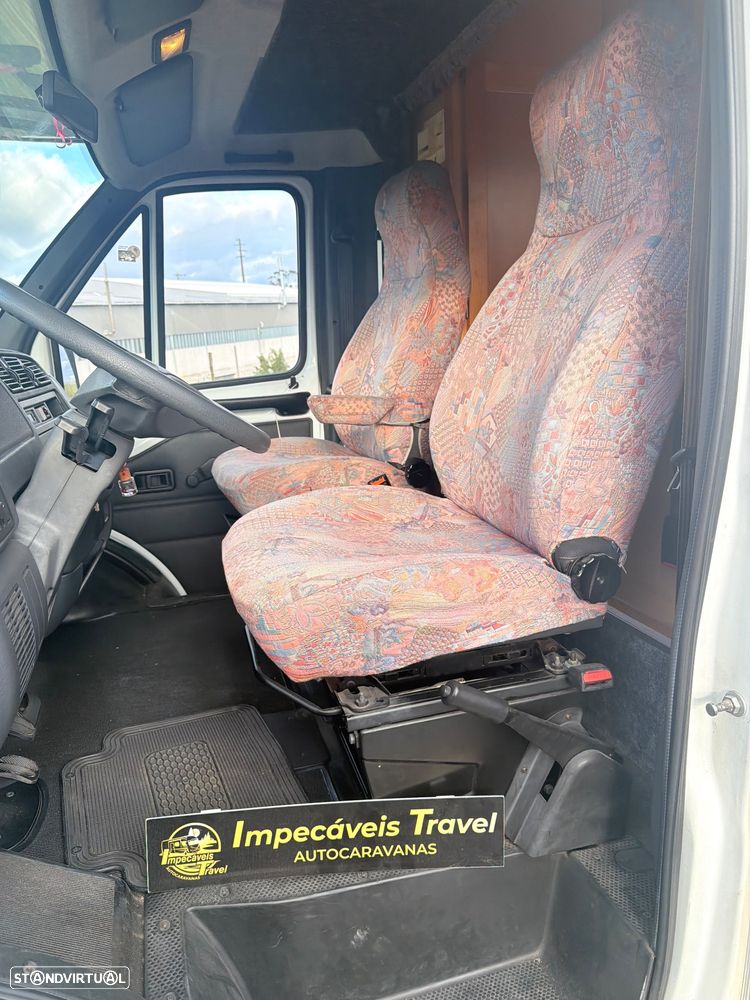 Euramobil Euramobil Fiat Ducato 2.5D motor iveco - 6 lugares livrete - 11