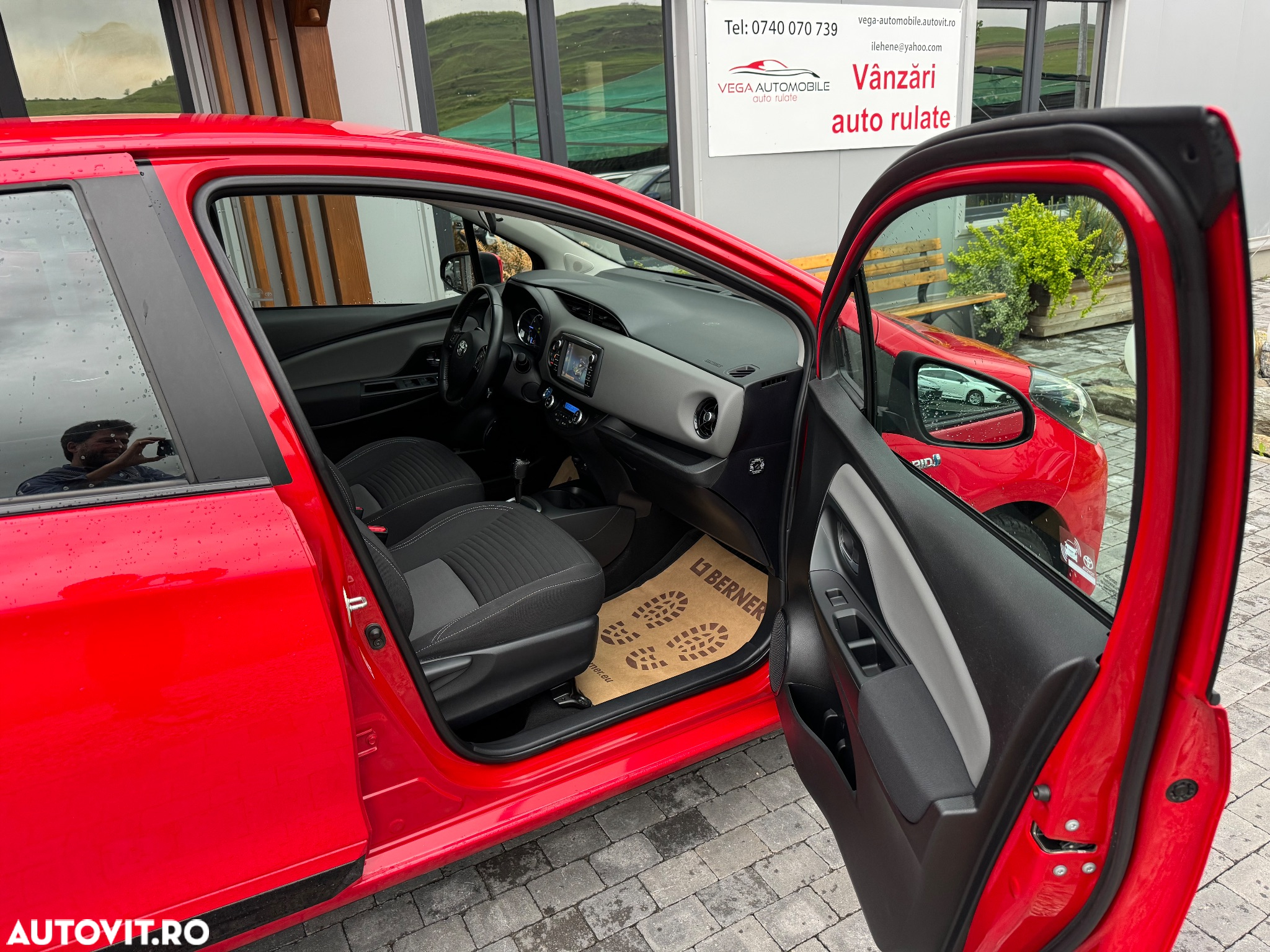 Toyota Yaris 1.5 VVT-i HSD Terra - 10