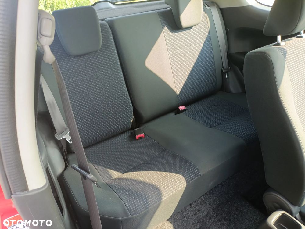 Suzuki Swift - 7
