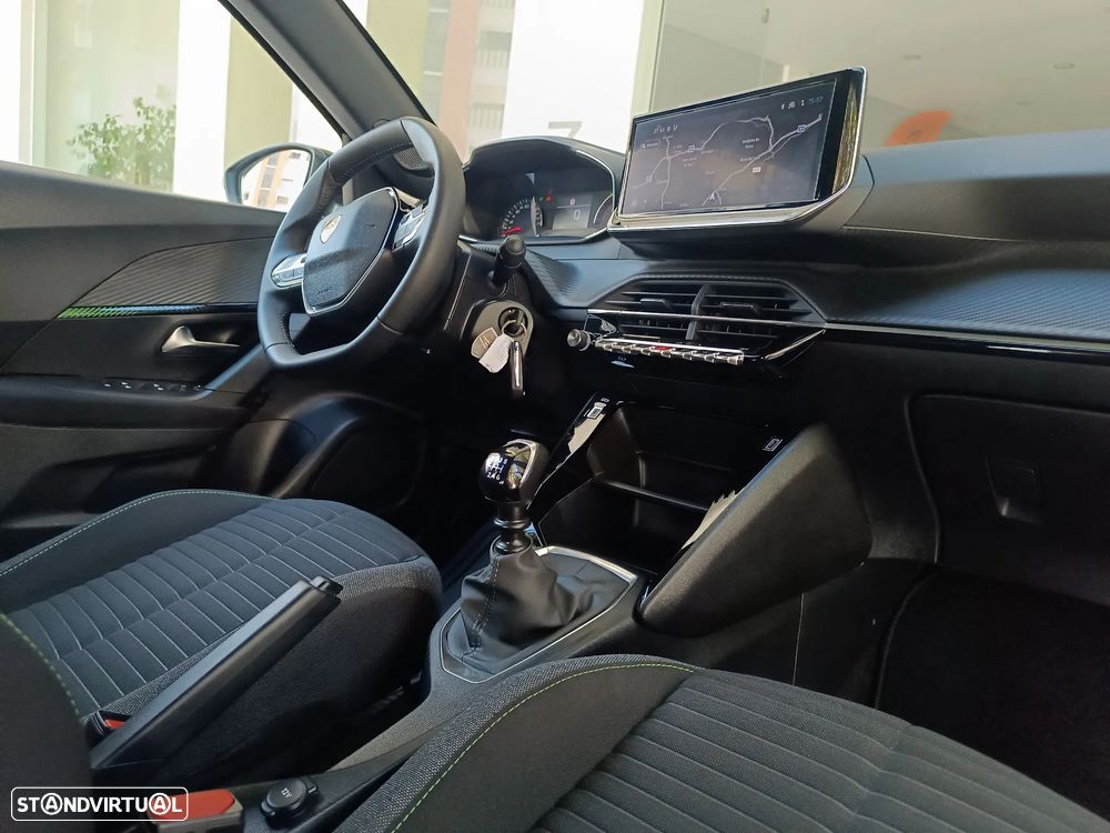 Peugeot 2008 1.2 PureTech Active Pack - 20